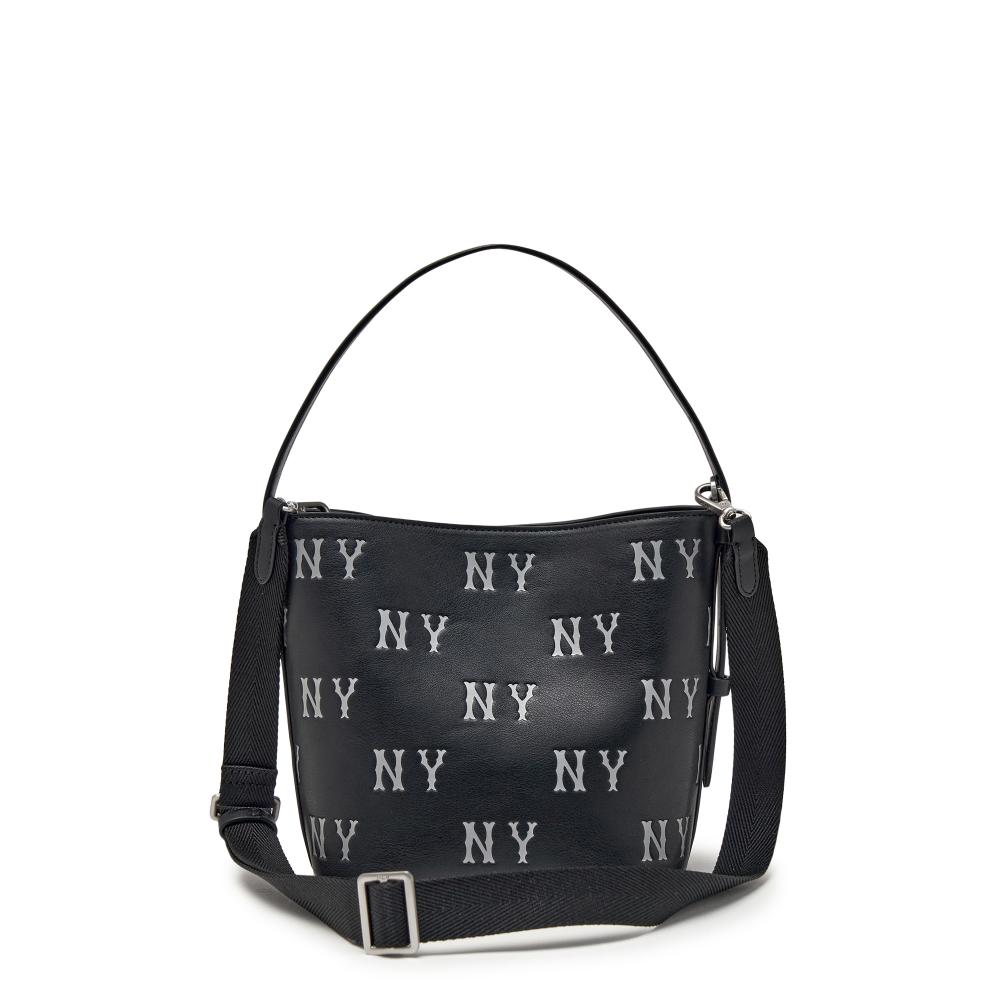 กระเป๋าทรงบัคเก็ต Classic Monogram Embo Bucket Bag New York Yankees