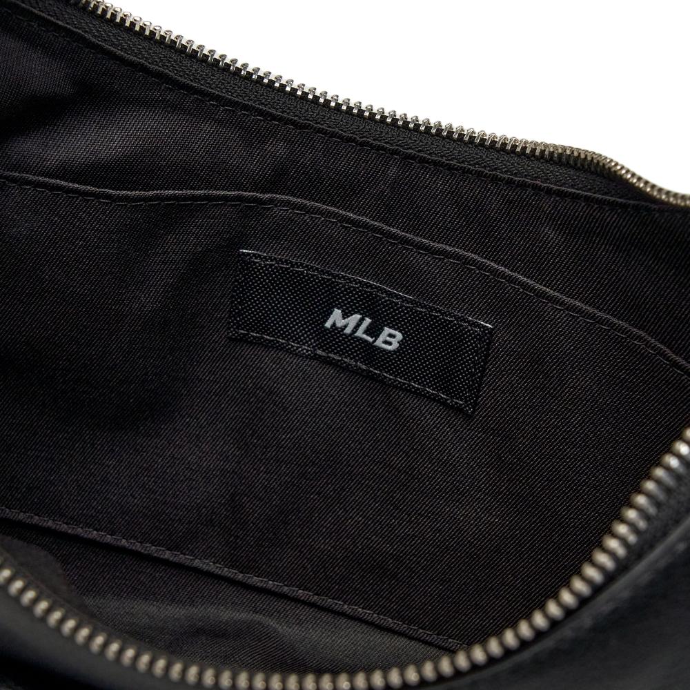 กระเป๋าทรงโฮโบ Basic Vintage Logo Hobo Bag New York Yankees