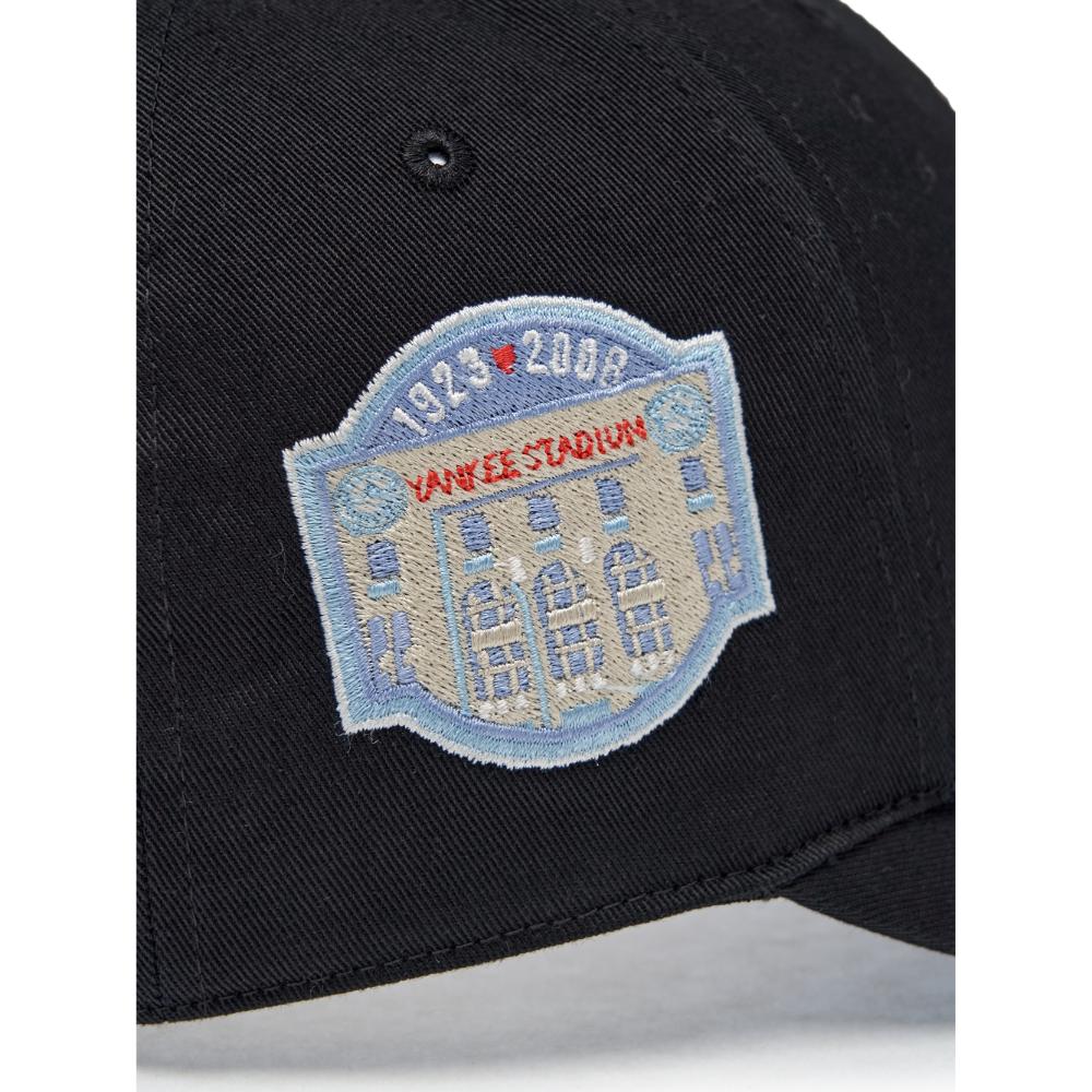 หมวกแก็ป Signature All Over Patch Structured Ballcap New York Yankees