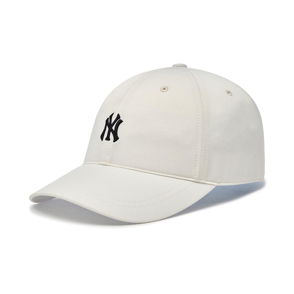 Feminine Wellness Unstructured Ballcap New York Yankees