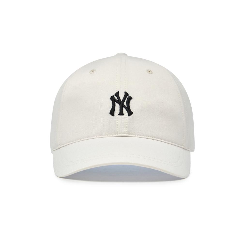 Feminine Wellness Unstructured Ballcap New York Yankees