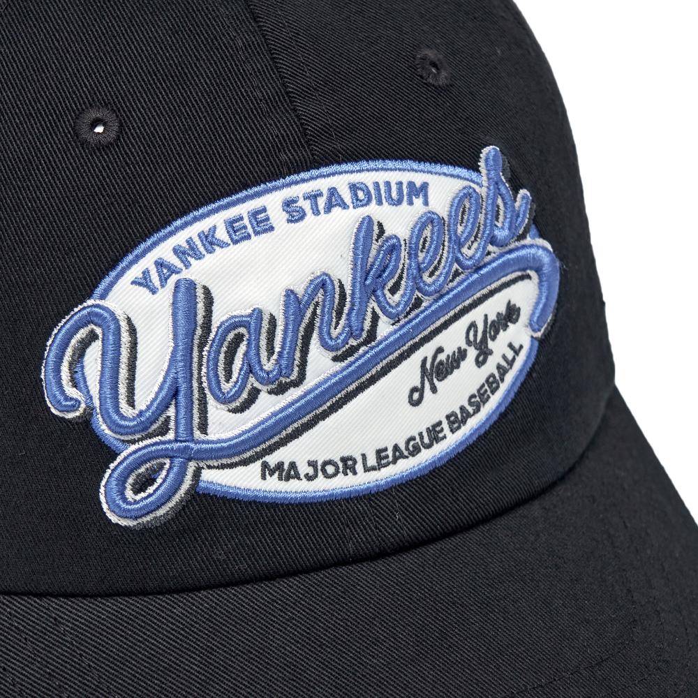 Street Oval Cursive Unstructured Ballcap New York Yankees