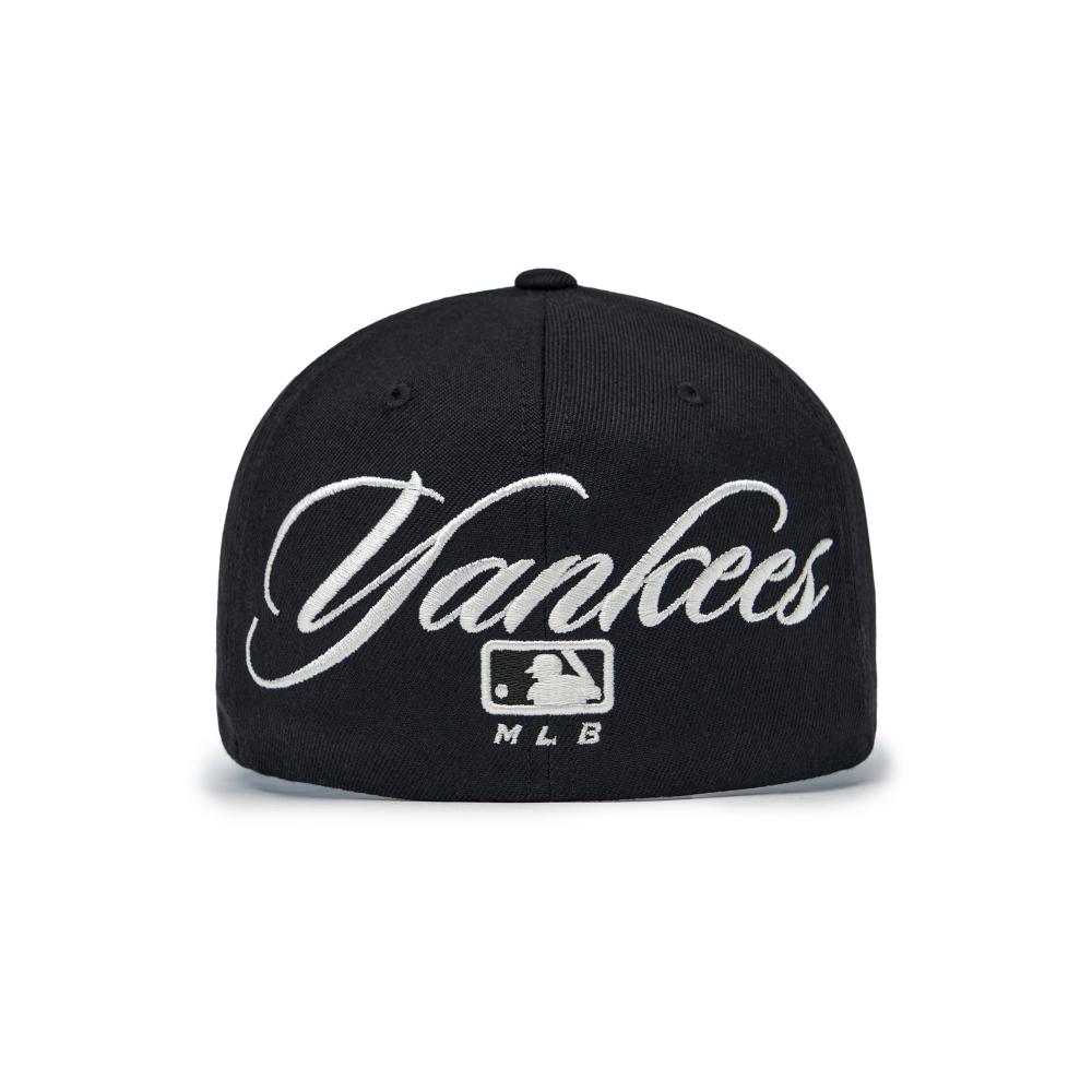 Signature Cursive Structured Ballcap New York Yankees