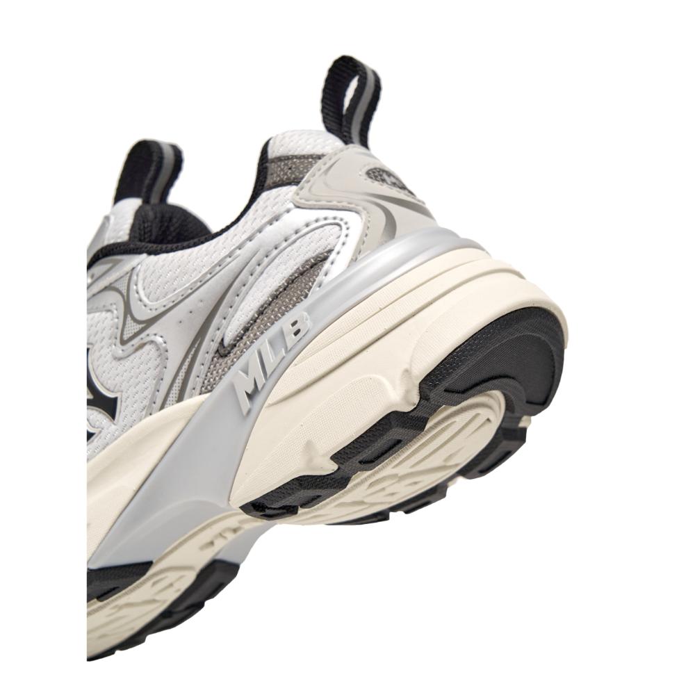 รองเท้าผ้าใบ Curve Runner Speed Nubuck New York Yankees