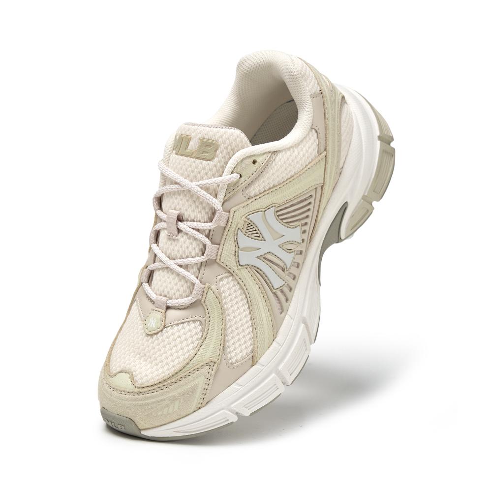 รองเท้าผ้าใบ Trophy Runner Suede New York Yankees