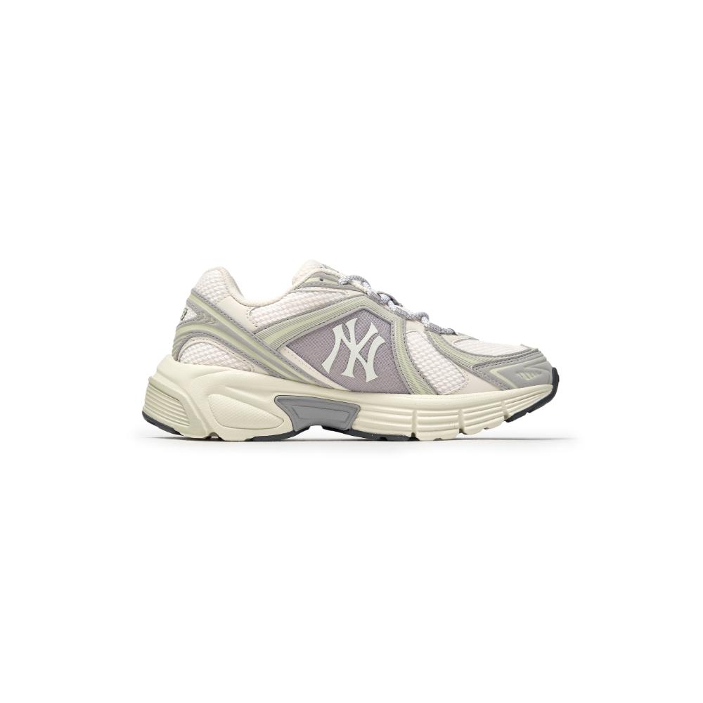 รองเท้าผ้าใบ Trophy Runner Nubuck New York Yankees