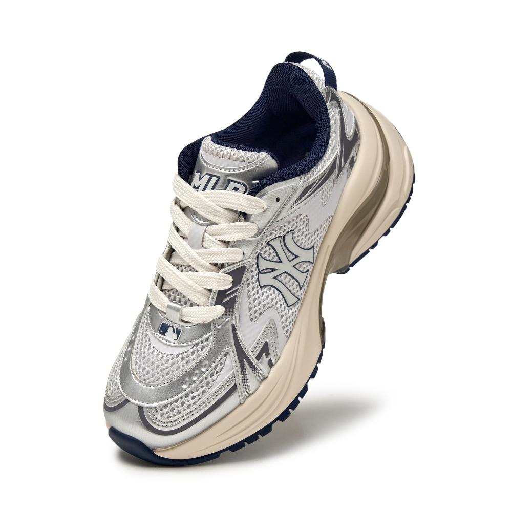 รองเท้าผ้าใบ Curve Runner New York Yankees