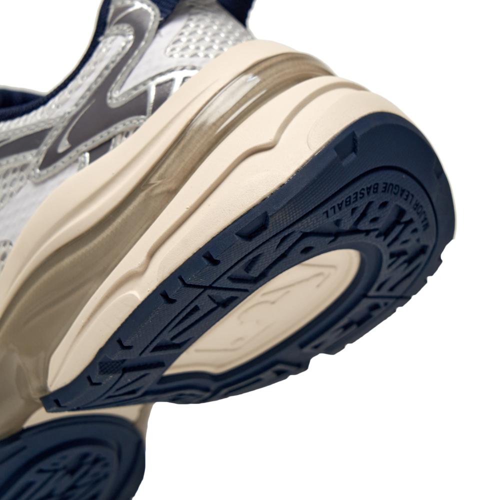 รองเท้าผ้าใบ Curve Runner New York Yankees