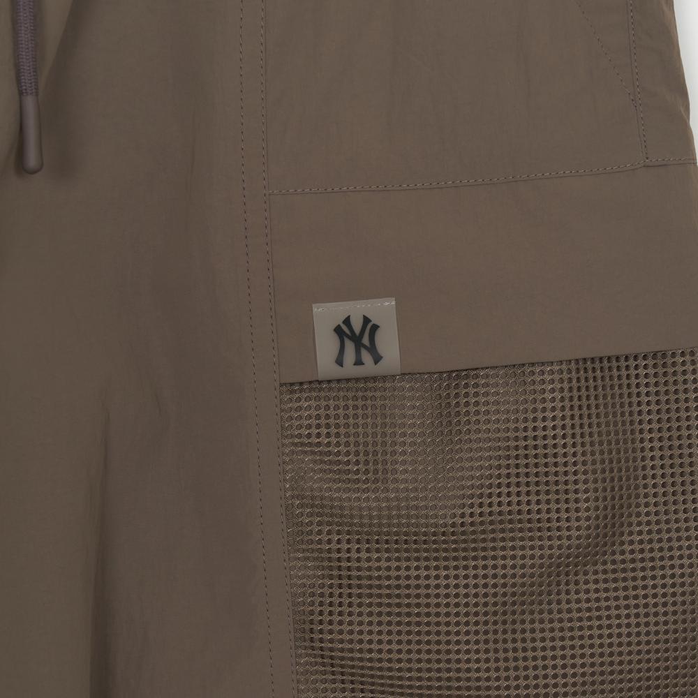 กางเกงขาสั้น Gorpcore Light Weight Mesh Cargo 9" Shorts New York Yankees