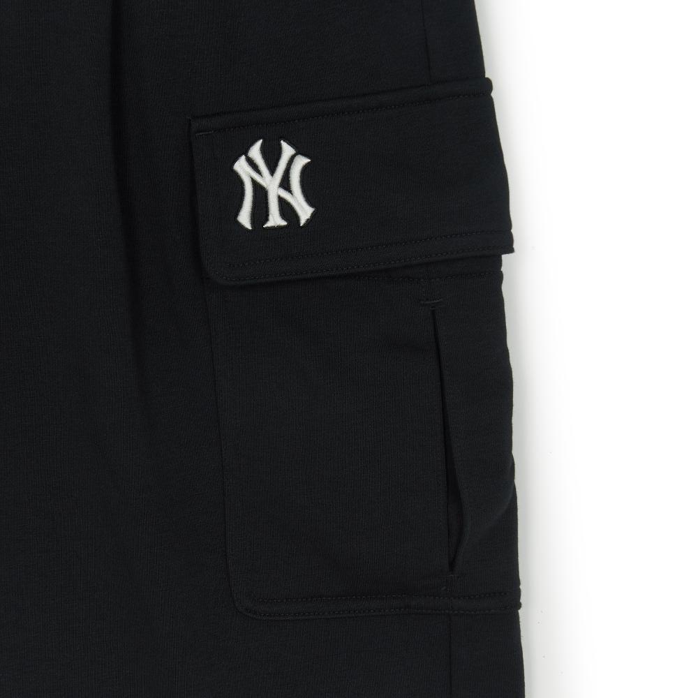 กางเกงขาสั้น Basic Small Logo One Tuck Cargo Bermuda Shorts New York Yankees