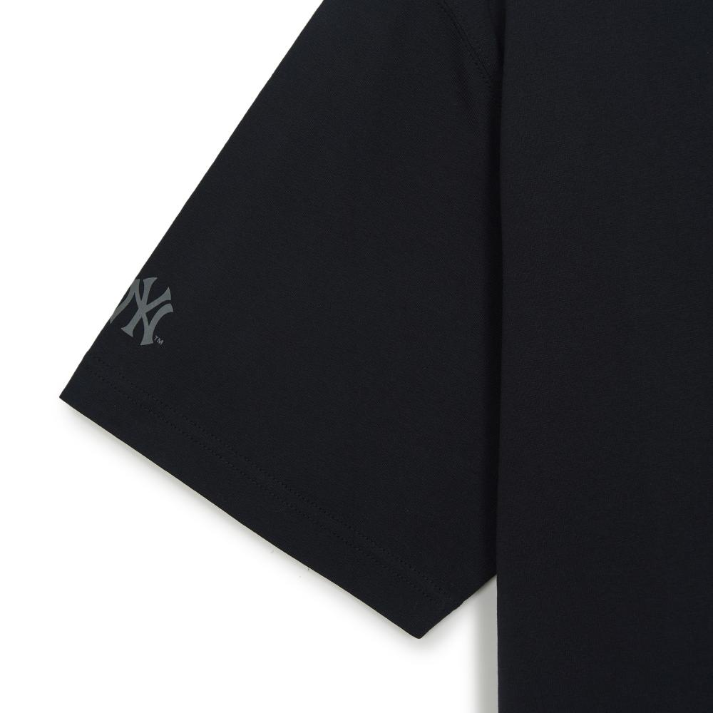 Basic Mega Street Logo Over Fit T-Shirts New York Yankees