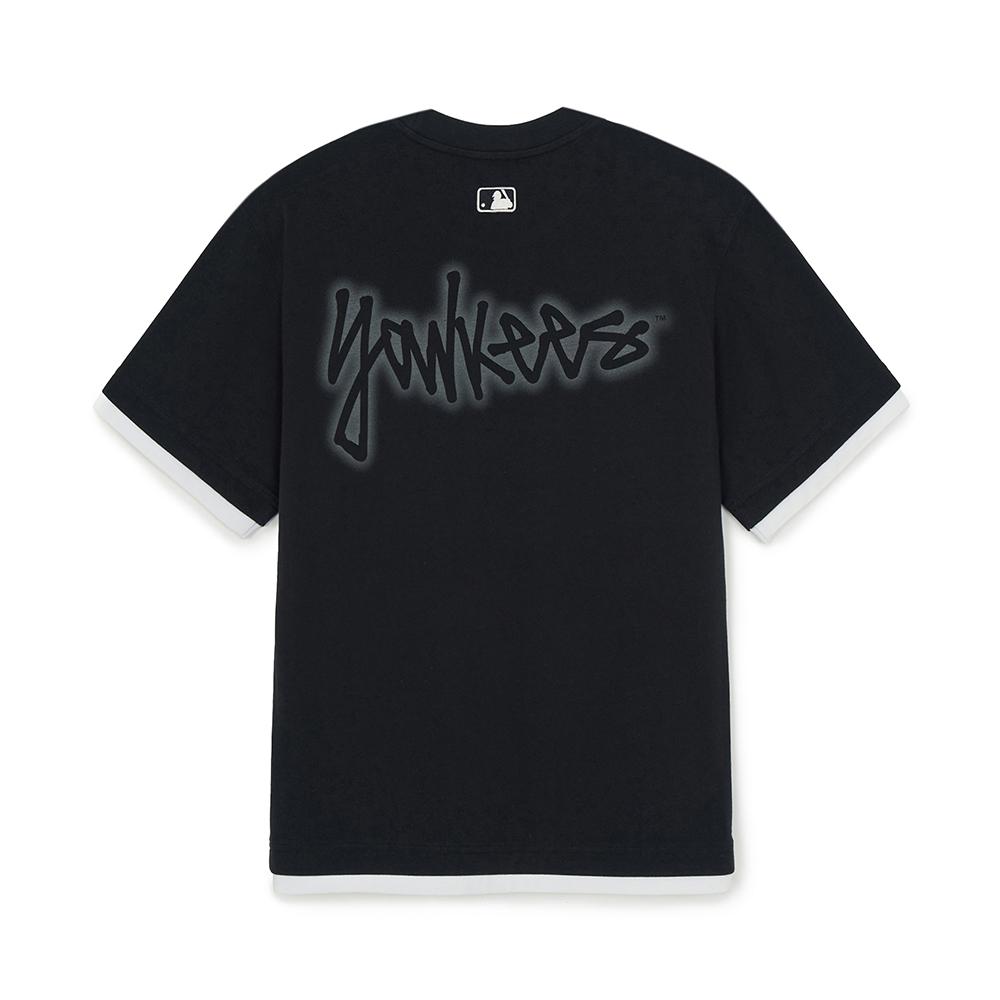 เสื้อยืด Basic Street Logo Layered Over Fit T-Shirts New York Yankees