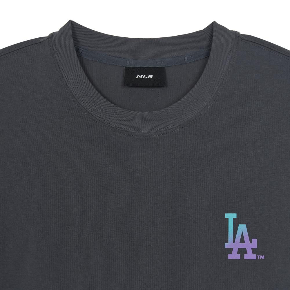 เสื้อยืด Basic Multi Letter Logo Semi Over Fit T-Shirts Los Angeles Dodgers