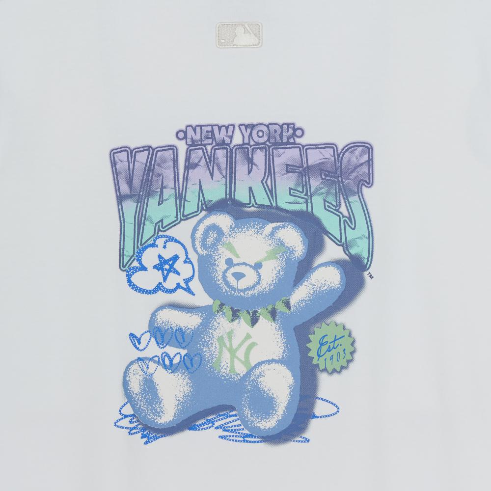 Drawing Megabear Semi Over Fit T-Shirts New York Yankees