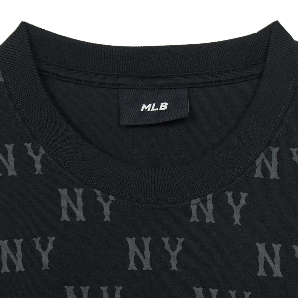 เสื้อยืด Classic Monogram All-Over Printed Over Fit T-Shirts New York Yankees