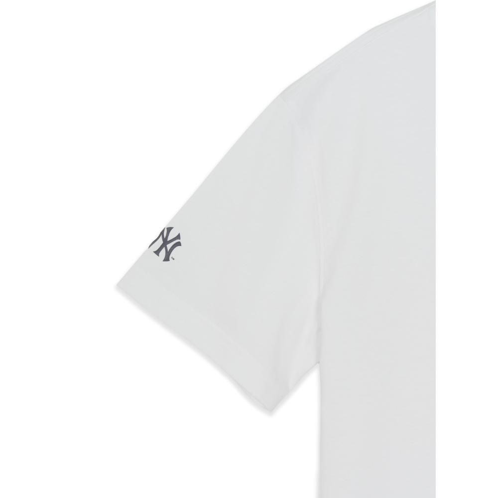 Summer Fruits Lifestyle Front Graphic Over Fit T-Shirts New York Yankees