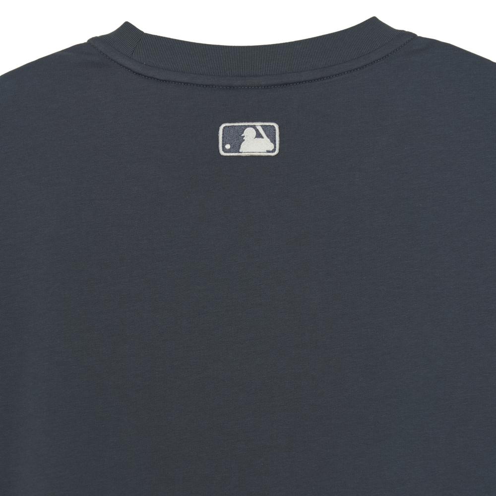 เสื้อยืด Summer Graphic Over Fit T-Shirts Boston Red Sox