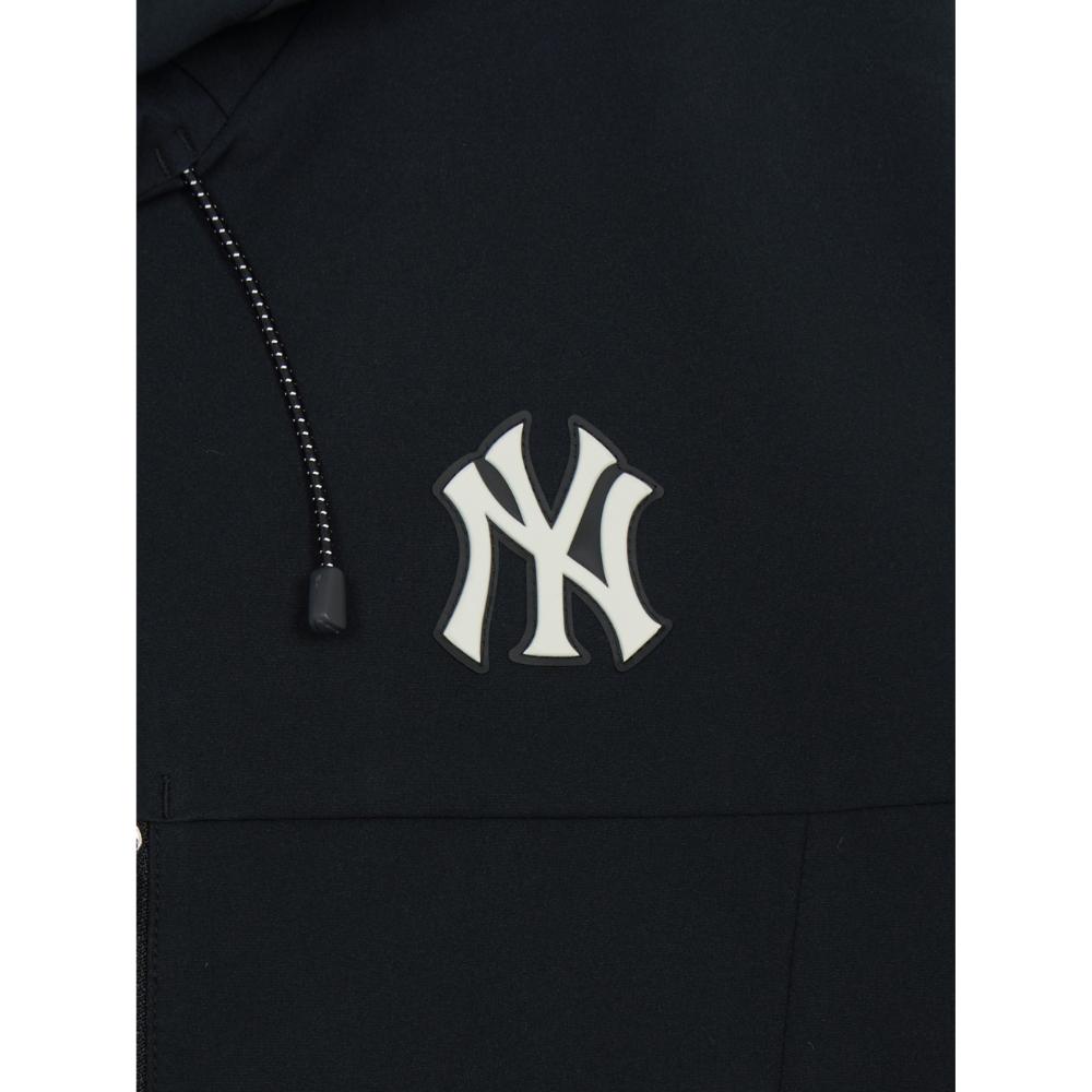 Gorpcore 2L Mega Logo Curve Windbreaker New York Yankees