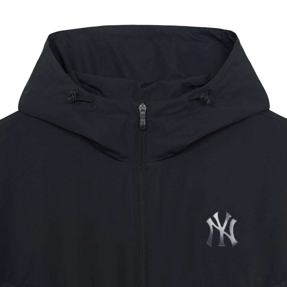 เสื้อกันลม Classic Monogram Embo Jqd Sportive Blocking Windbreaker New York Yankees