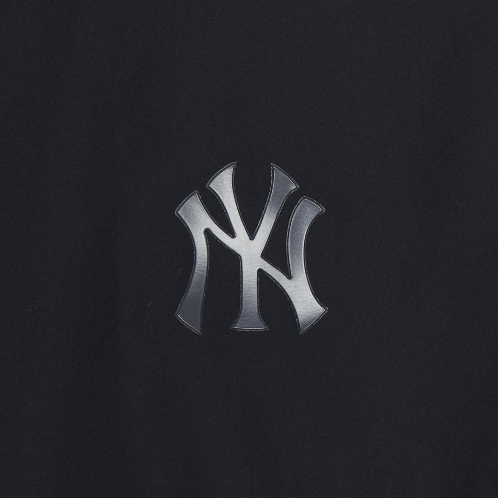เสื้อกันลม Classic Monogram Embo Jqd Sportive Blocking Windbreaker New York Yankees