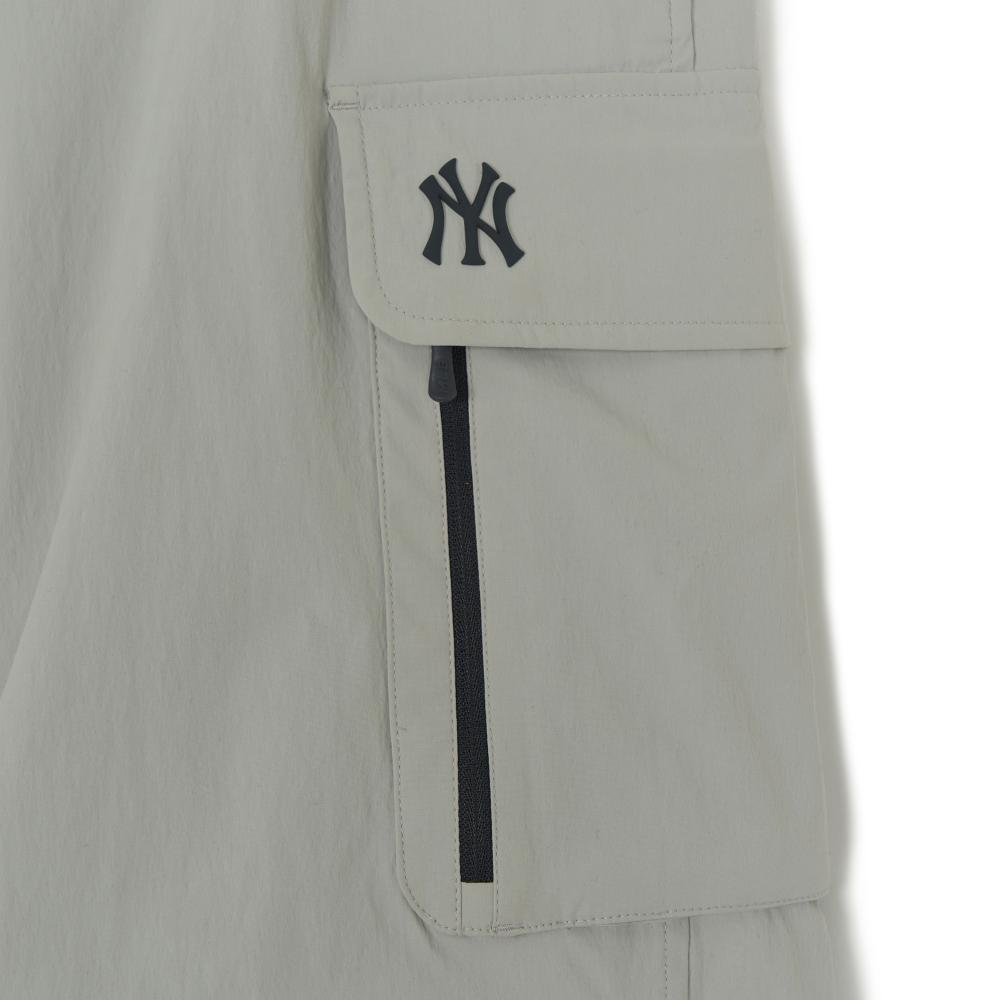 กางเกงขายาว Gorpcore Parachutte Cargo Wide Pants New York Yankees
