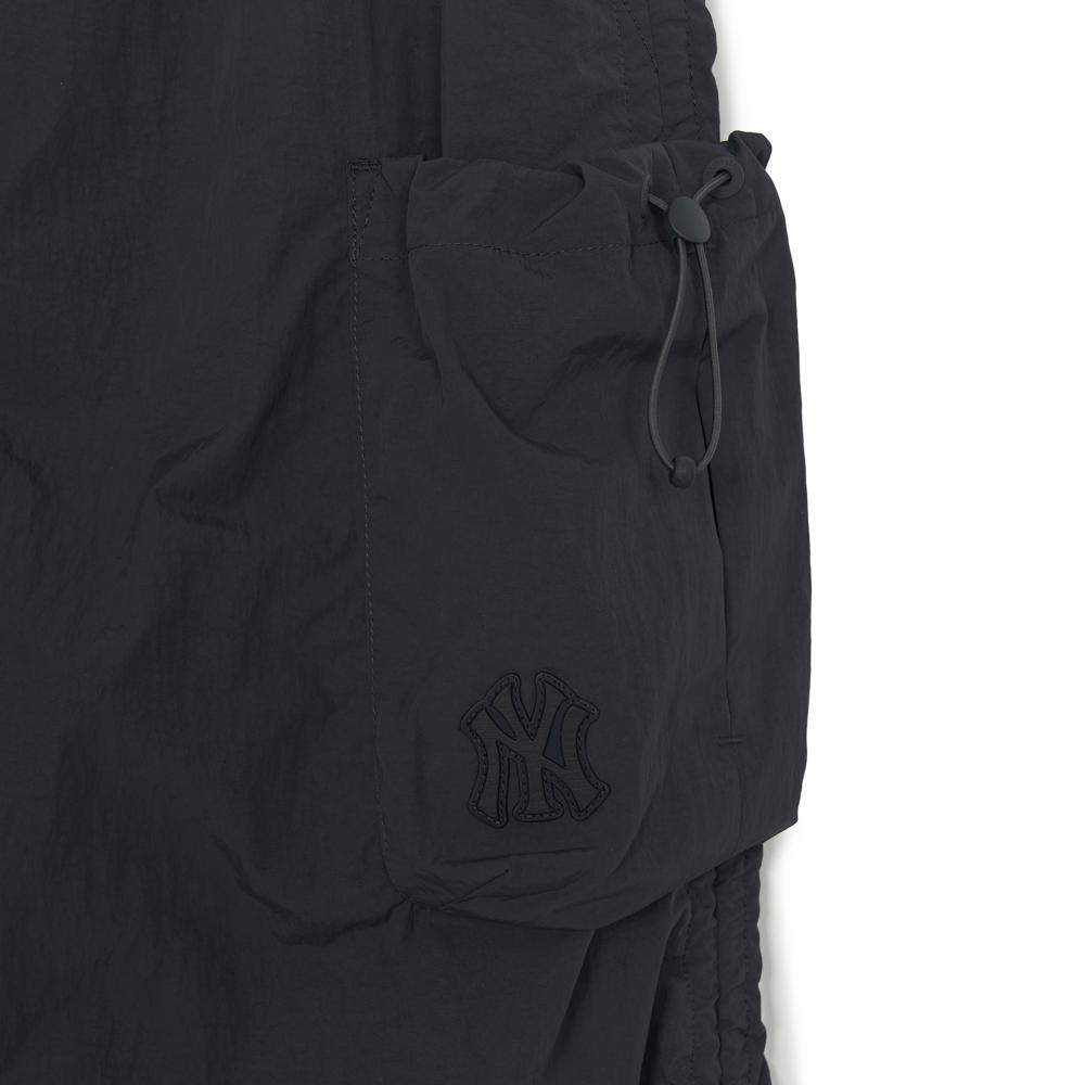 กระโปรง Gorpcore Glossy Parachutte Cargo Long Skirt New York Yankees