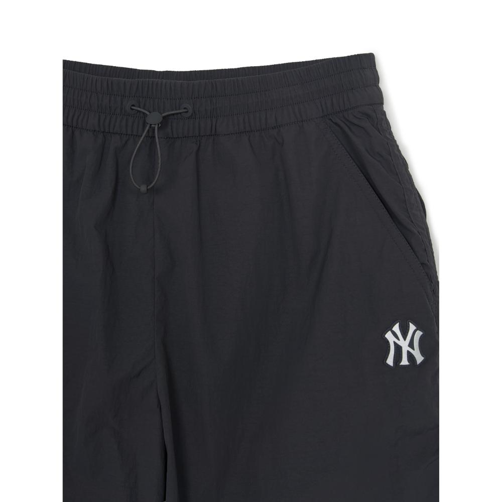 Gorpcore Glossy Shirring 6" Shorts New York Yankees