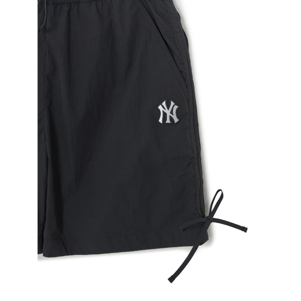 Gorpcore Glossy Shirring 6" Shorts New York Yankees