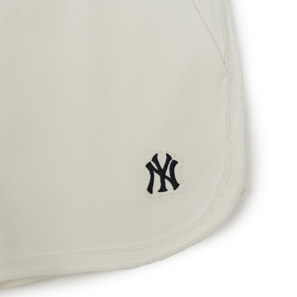 กางเกงขาสั้น Womens Basic Demage Washing Dolphin Pants New York Yankees