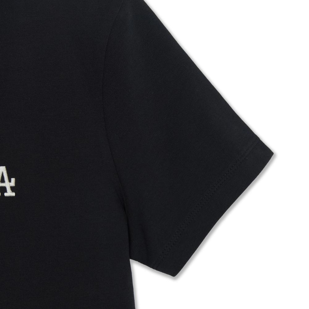 เสื้อยืด Basic Small Logo Slim Fit T-Shirts Los Angeles Dodgers