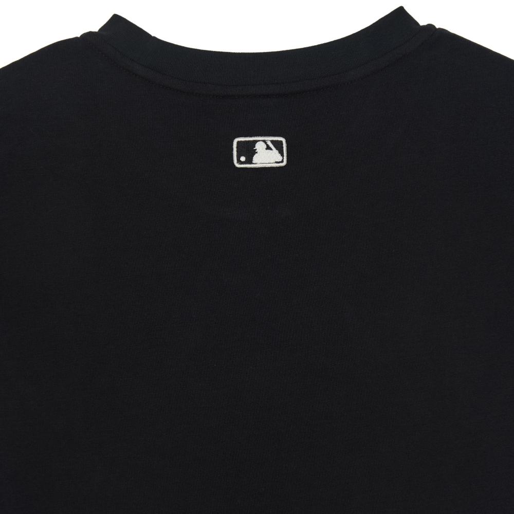 เสื้อยืด Basic Small Logo Slim Fit T-Shirts Los Angeles Dodgers