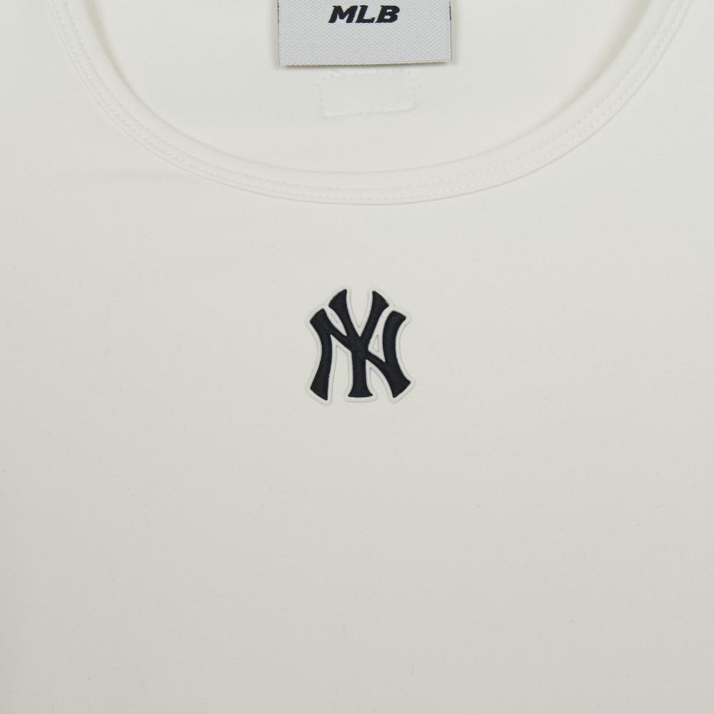 เสื้อยืด Basic Cut Out Slim Crop T-Shirts New York Yankees