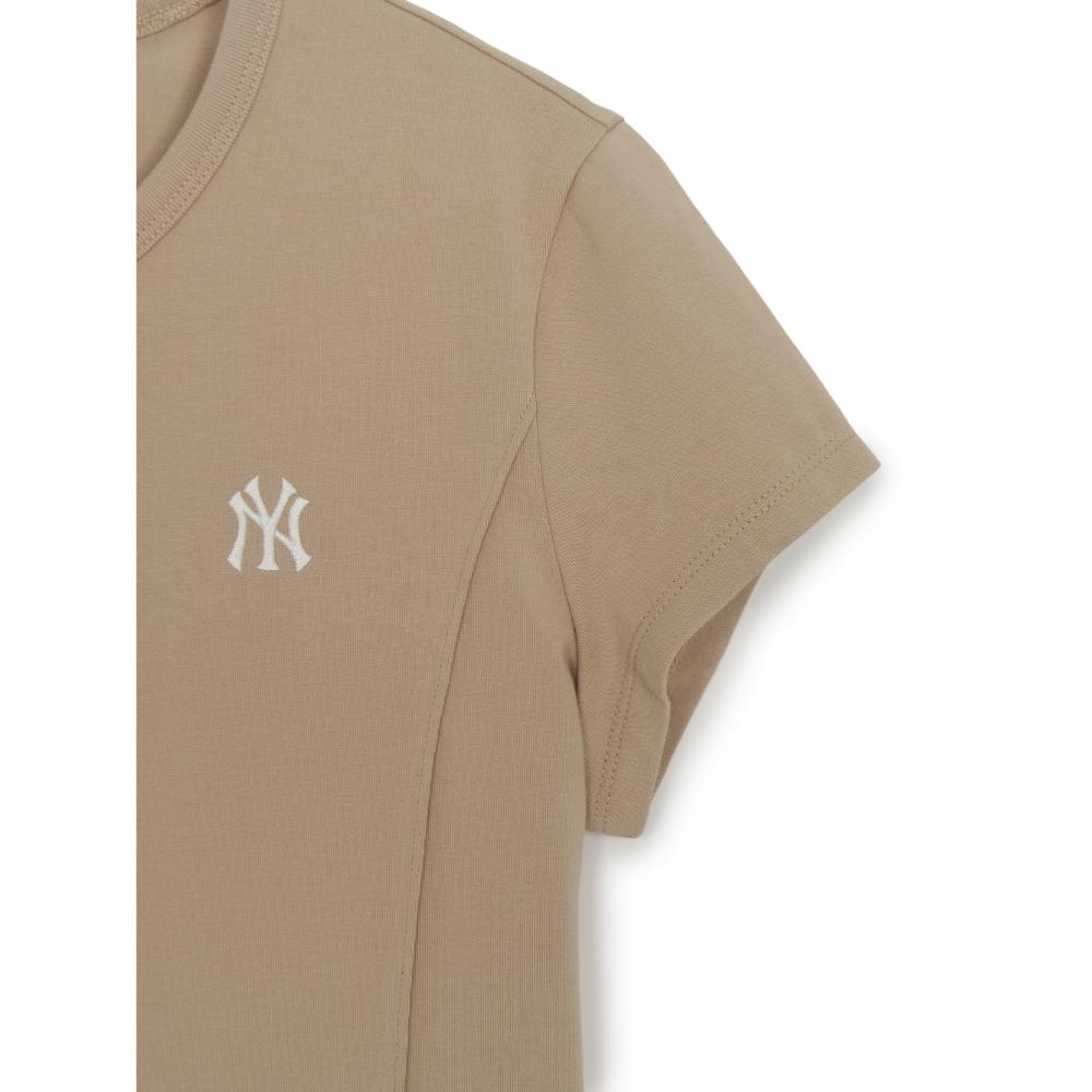 เสื้อยืด  Basic Silm Fit T-Shirts New York Yankees