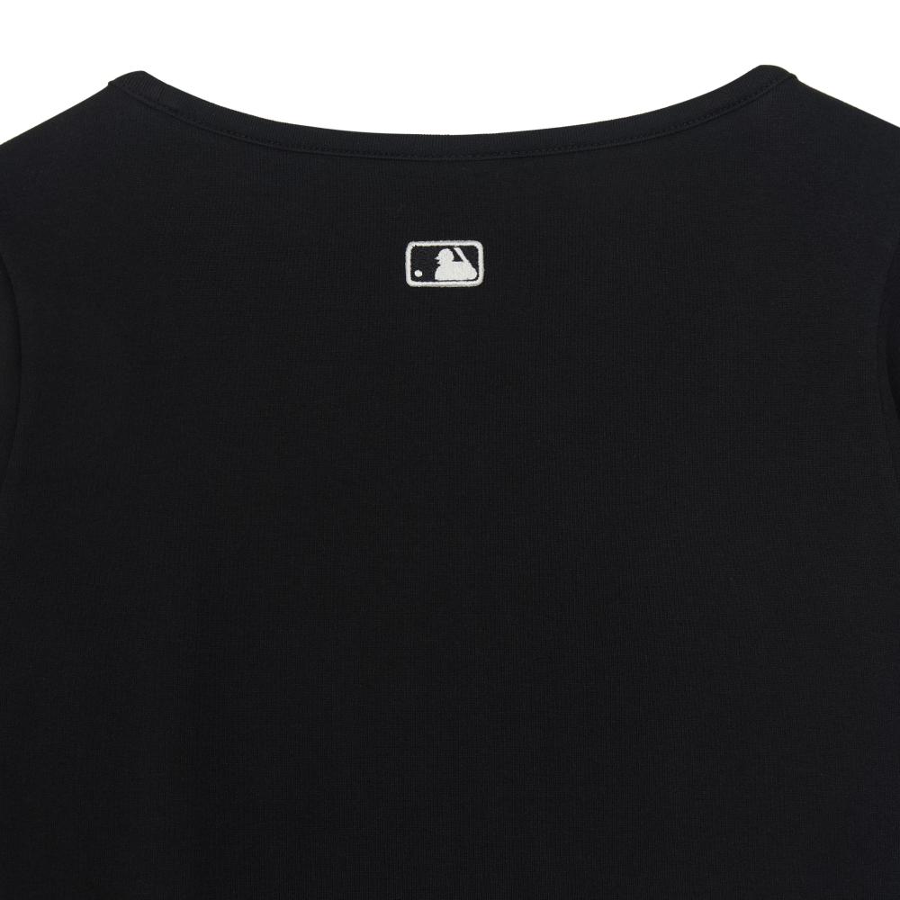 เสื้อยืดแขนยาว Basic Slim Semi Crop Square Neck Long Sleeve T-Shirts Los Angeles Dodgers