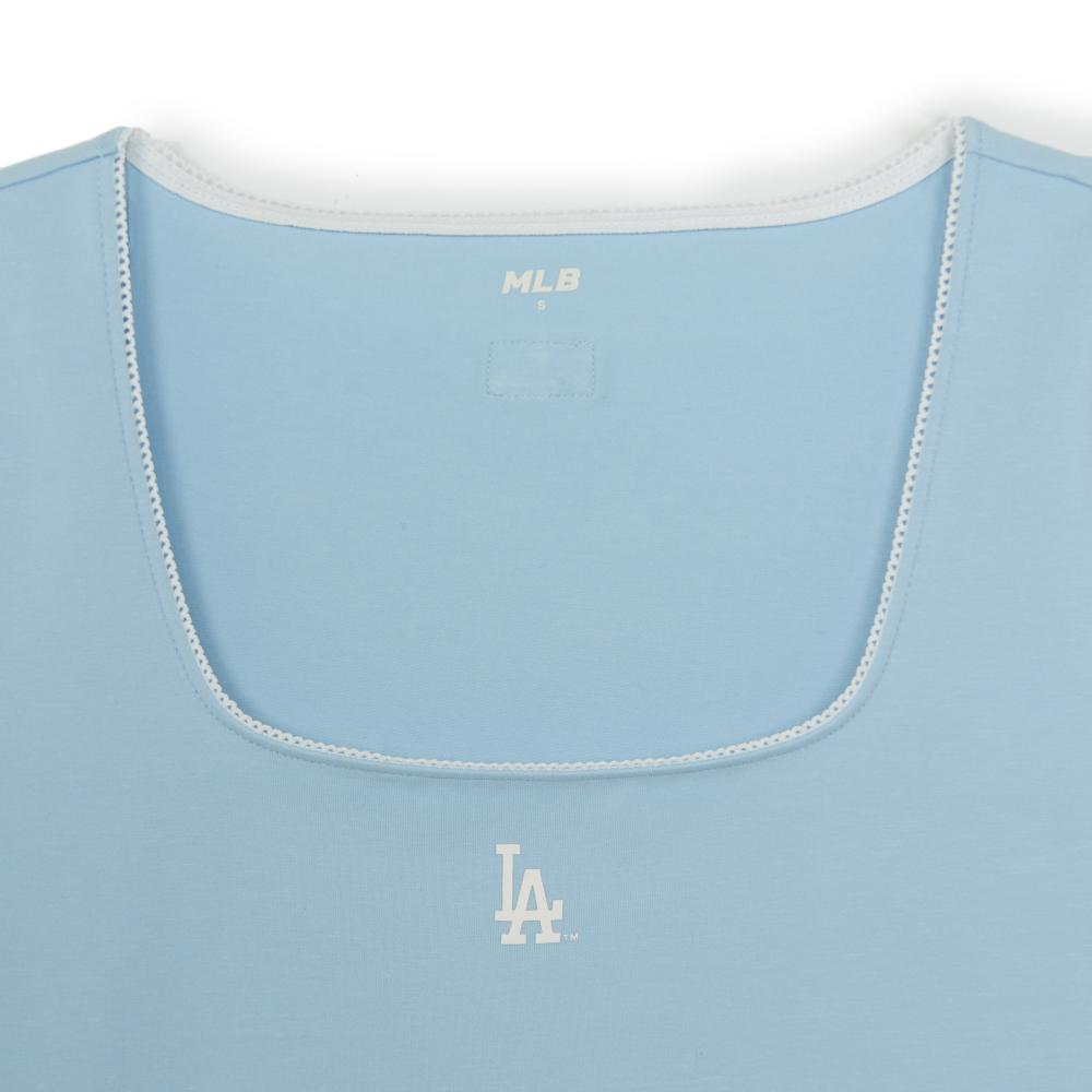 เสื้อยืด  Basic Lace Square Neck Slim Semi Crop T-Shirts Los Angeles Dodgers