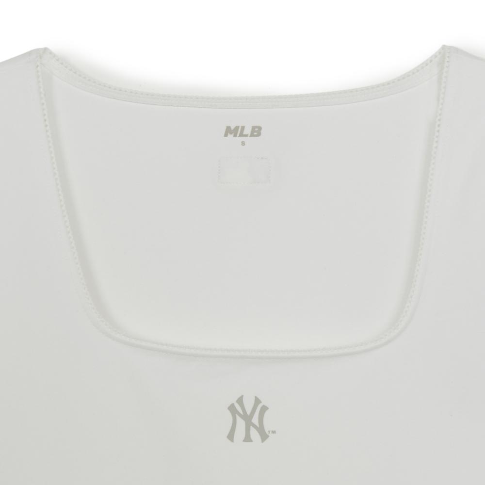 เสื้อยืด  Basic Lace Square Neck Slim Semi Crop T-Shirts New York Yankees