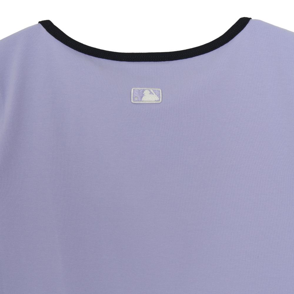 เสื้อยืด  Basic Squar Neck Slim Fit T-Shirts Philadelphia Phillies
