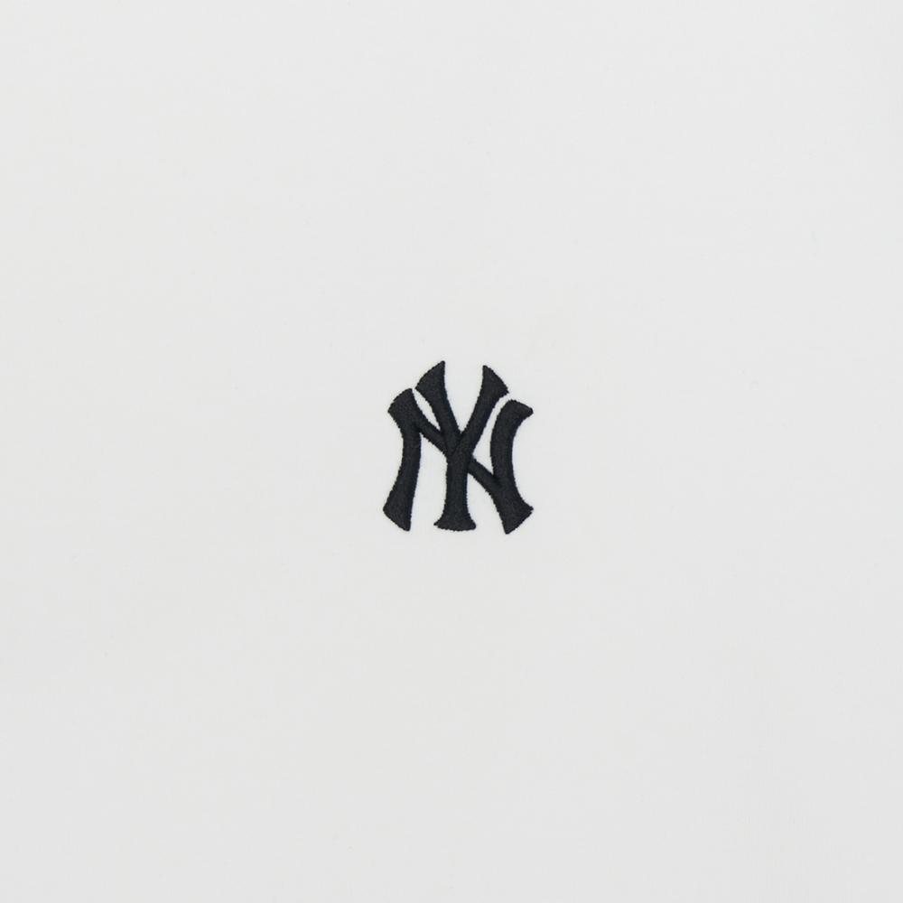 เสื้อยืด  Hem Lace Slim Semi-Crop T-Shirt New York Yankees