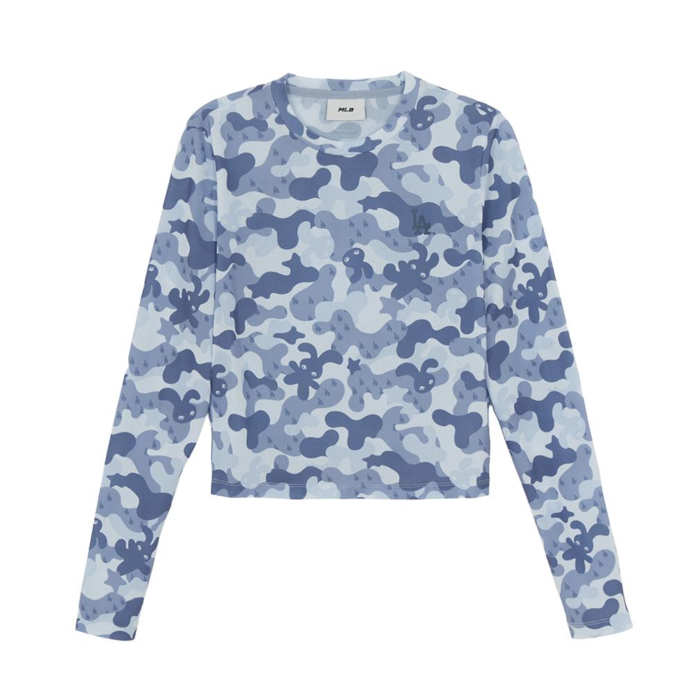 เสื้อยืดแขนยาว Women's Camo Monogram Slim Crop Long Sleeve T-Shirts Los Angeles Dodgers