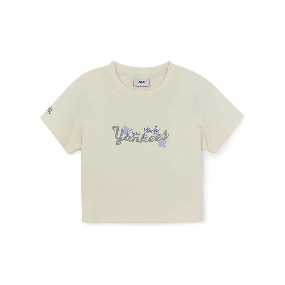 Women's Flower Graphic T-Shirts New York Yankees
