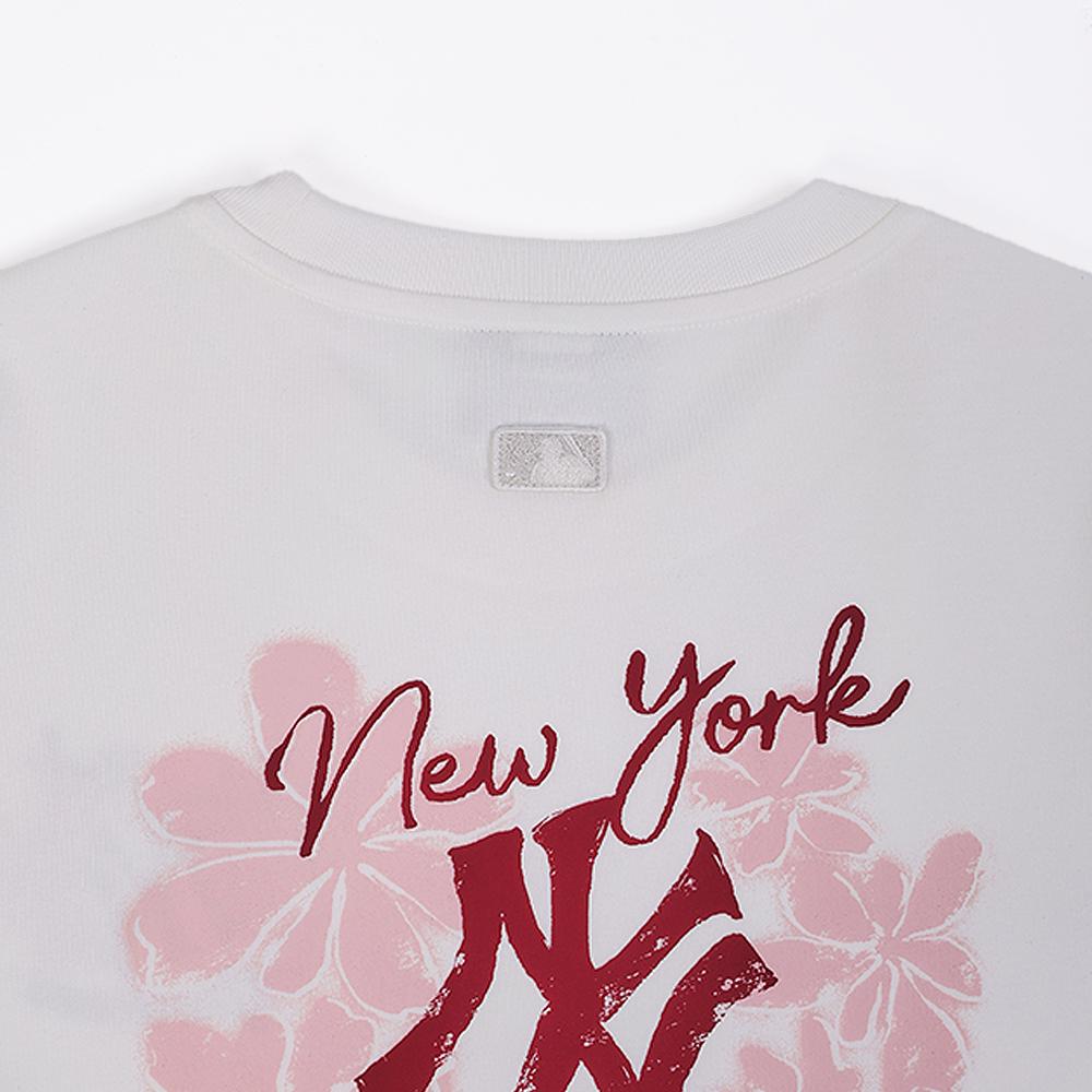 Women's Flower Graphic Comfortable Fit T-Shirts New York Yankees