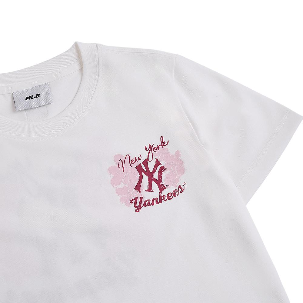 Women's Flower Graphic Comfortable Fit T-Shirts New York Yankees