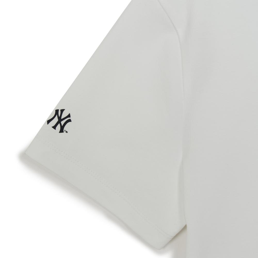 เสื้อยืด  Summer Fruits Lifestyle Slim Semi Crop Ringer T-Shirts New York Yankees