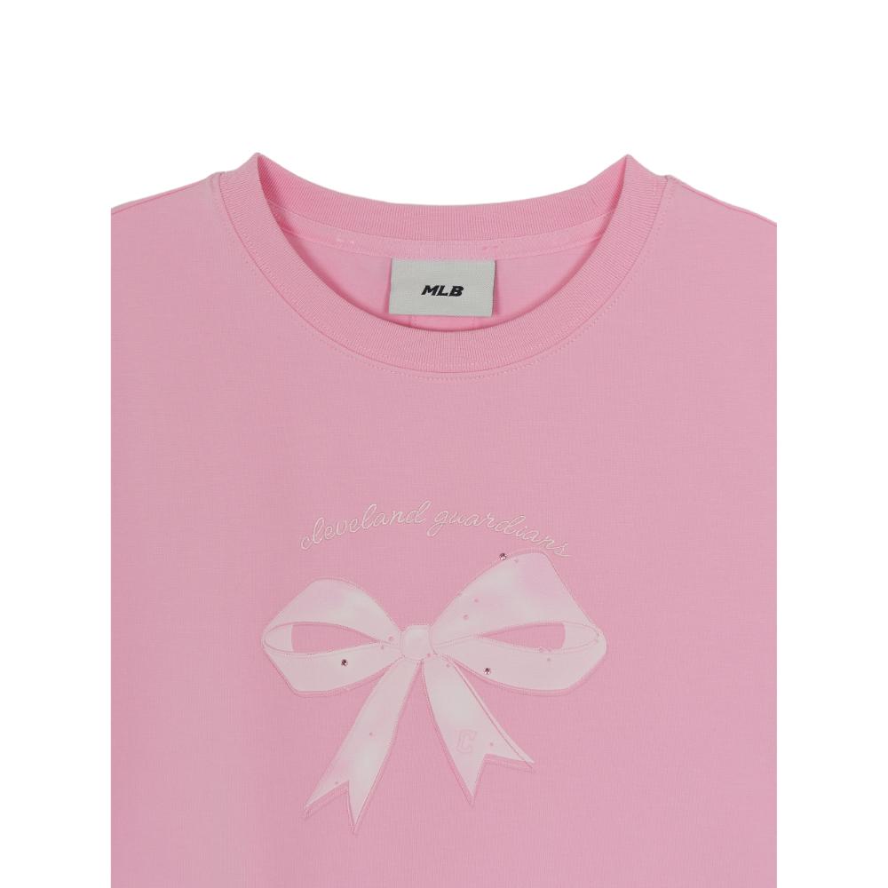 เสื้อยืด  Bow Tie Graphic Slim Semi Crop T-Shirts Cleveland Guardians