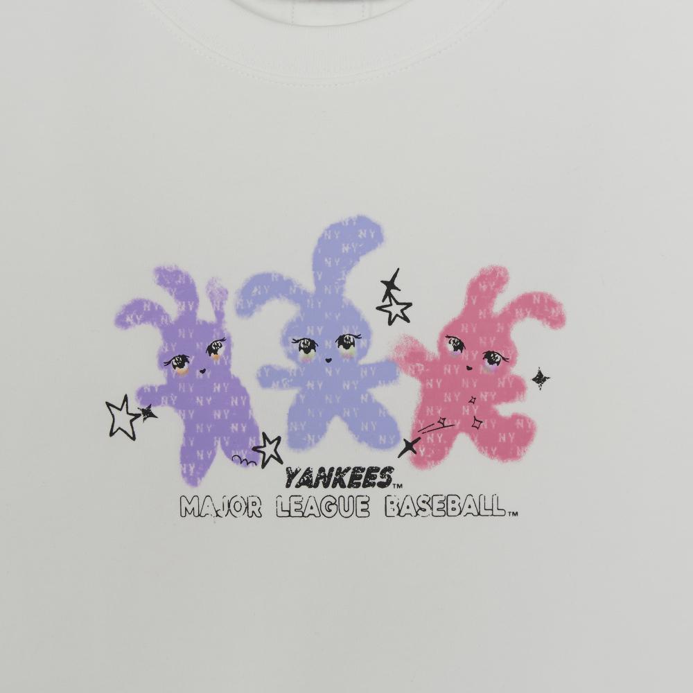 เสื้อยืด  Small Bunny Graphic Slim Semi Crop T-Shirts New York Yankees