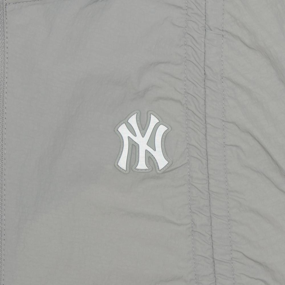 เสื้อกันลม Women's Gorpcore Glossy Shirring Windbreaker New York Yankees