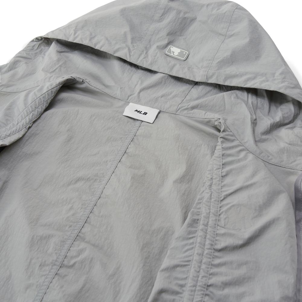 เสื้อกันลม Women's Gorpcore Glossy Shirring Windbreaker New York Yankees