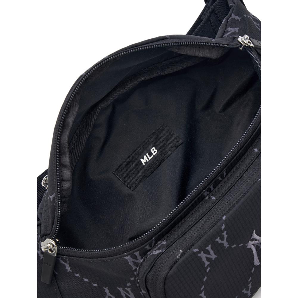 กระเป๋าคาดเอว  Dia Monogram Sportive Belt Bag New York Yankees