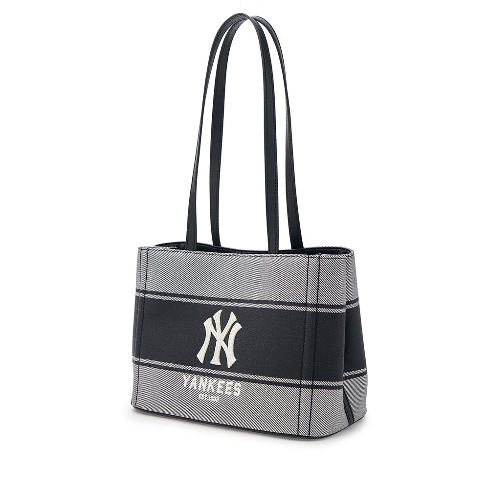 Varsity Lettering Logo Canvas Shoulder Bag New York Yankees