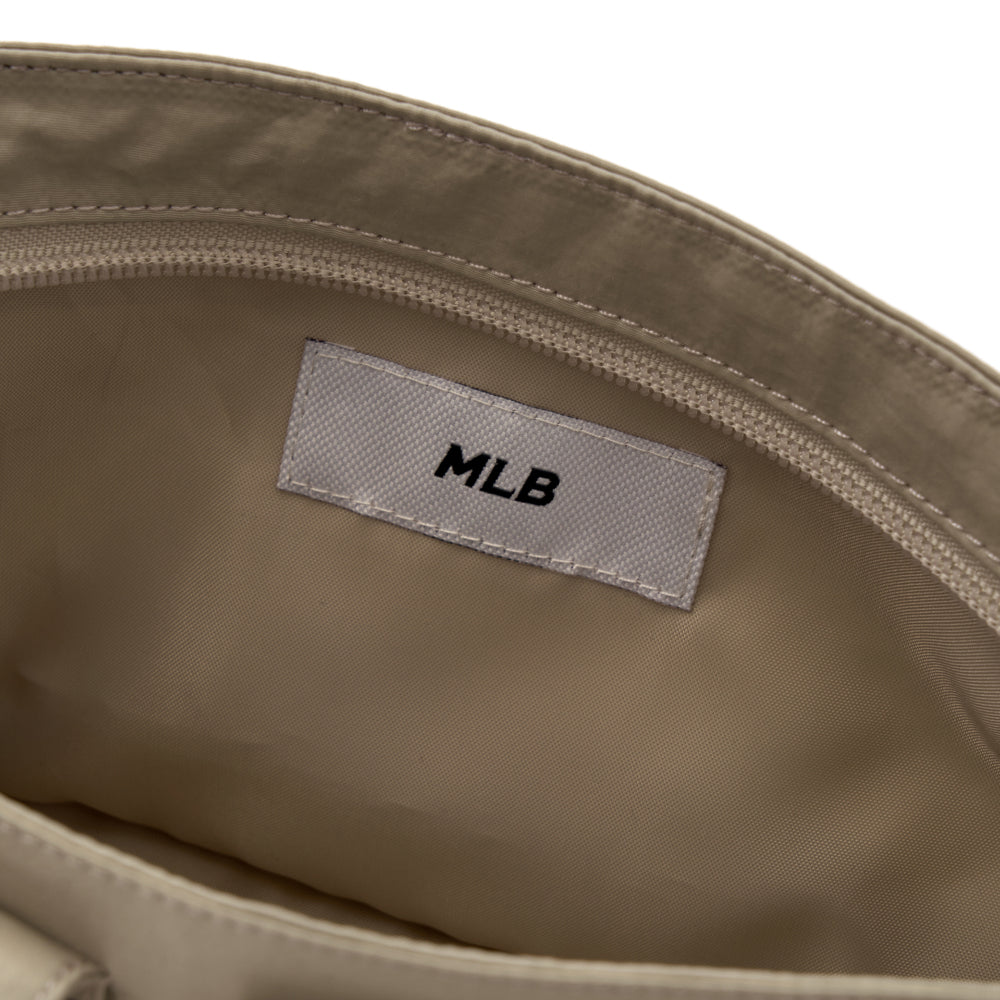 กระเป๋าสะพายข้าง Basic Gorpcore Pocket Crossbody Bag Boston Red Sox